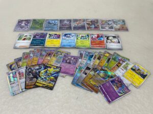 ポケモンカードを世田谷区で出張買取。大量のカードも仕分け不要で査定。レアカードも適正価格で丁寧に評価します。