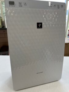 SHARP プラズマクラスター 空気清浄機 ホワイトを世田谷区で出張買取｜KAINOTORI