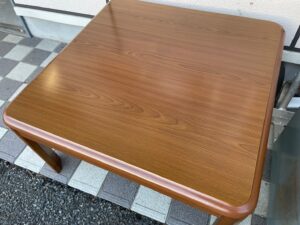 カンディハウスのリビングテーブルを世田谷区で出張買取｜KAINOTORI